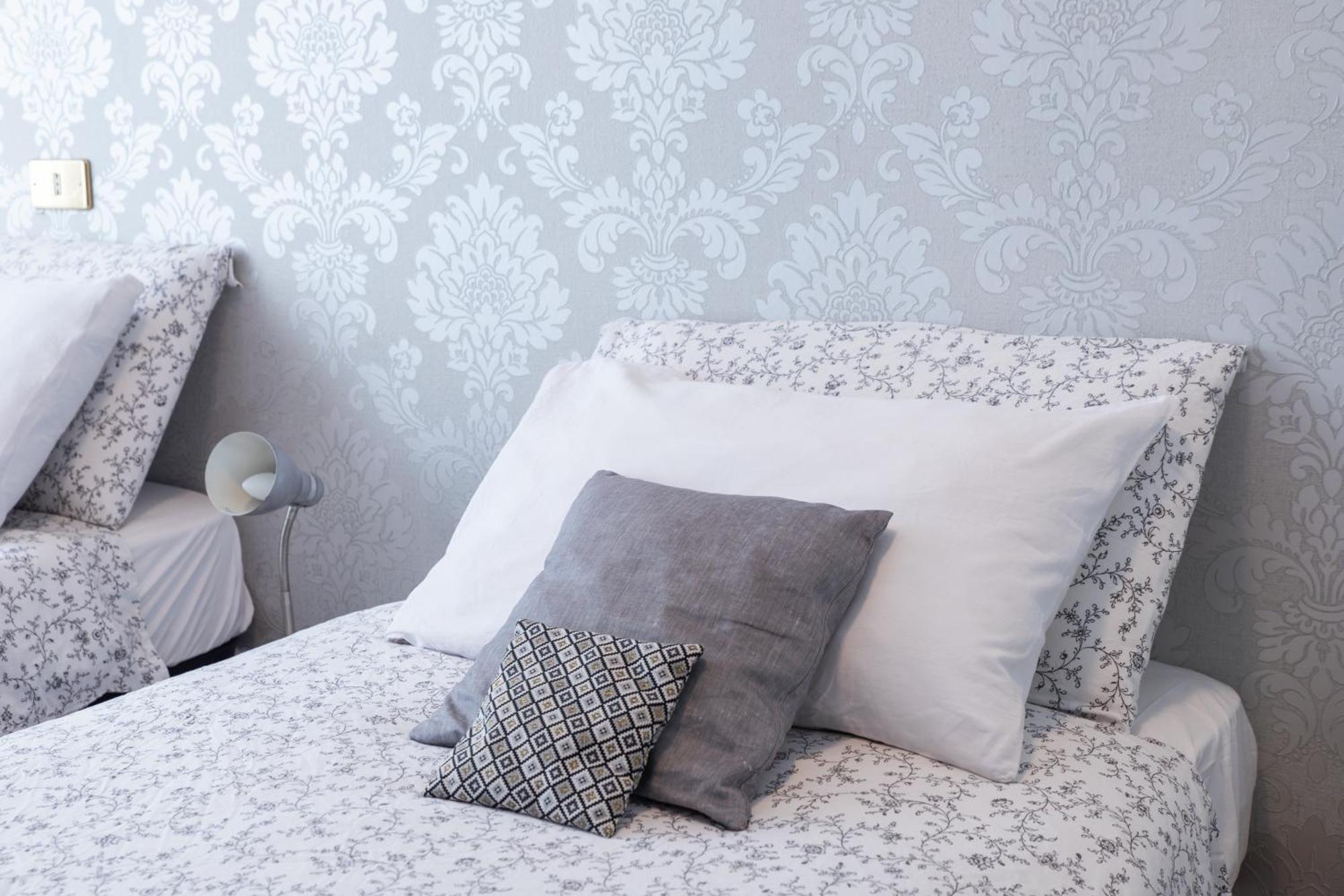 Duomo Walking Distance Elegant Flat With View Apartment Milano Ngoại thất bức ảnh