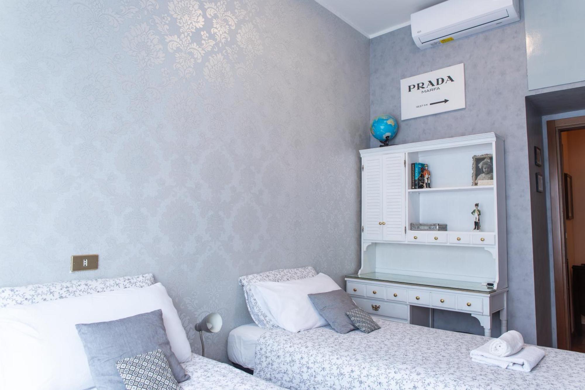 Duomo Walking Distance Elegant Flat With View Apartment Milano Ngoại thất bức ảnh